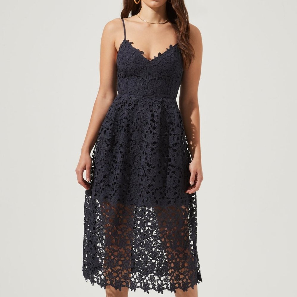ASTR the label lace A-line dress
